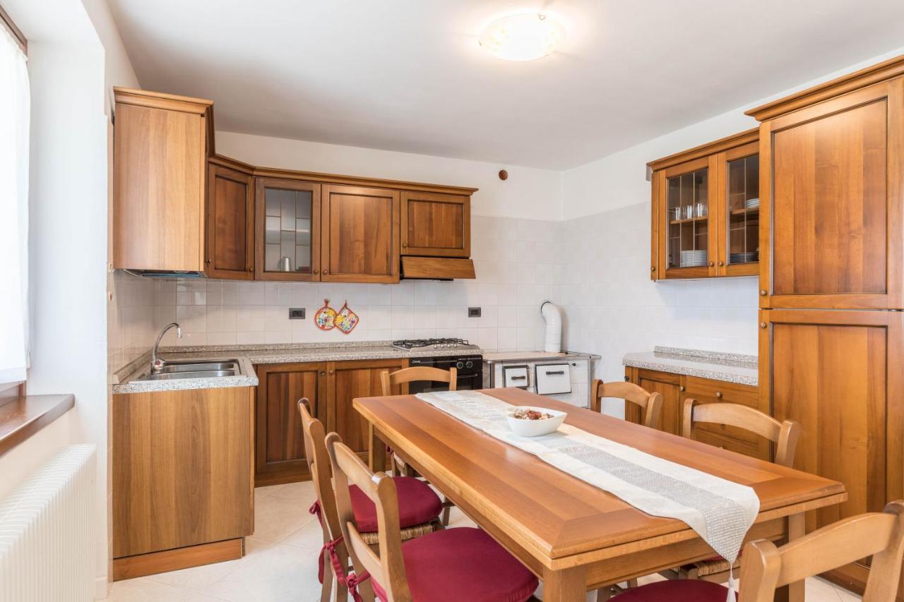 Appartamento Dorsino Exteriör bild
